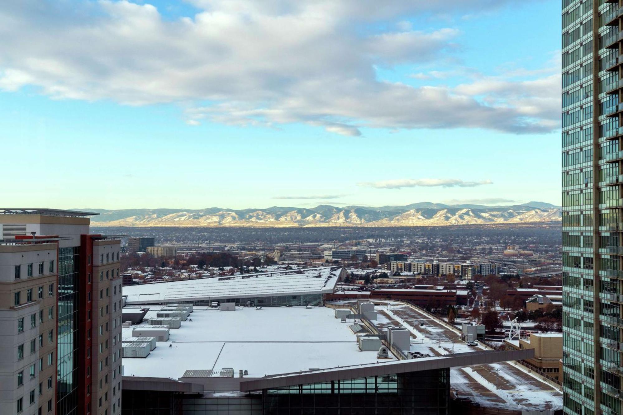 Home2 Suites By Hilton Denver Downtown Convention Center Eksteriør billede